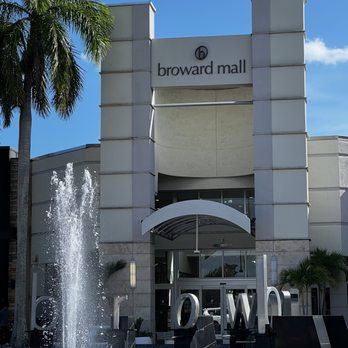 Westfield - Shopping Centers Near Me - Plantation, Florida