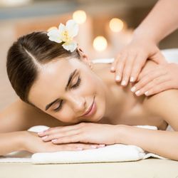 Rose's Spa Massage - Come And Try Our Services
