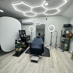 Kevinn Cutz - Barber studio setup!