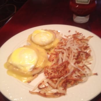 RC Grille - Eggs Benedict - American Near Me - Hoffman Estates, Illinois RC Grille - Eggs Benedict - American Near Me - Hoffman Estates, Illinois