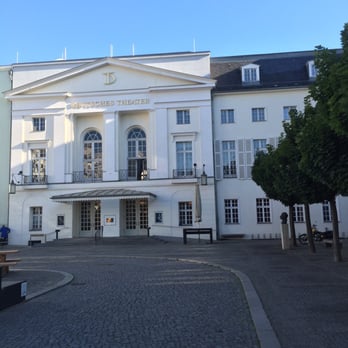Deutsches Theater - Performing Arts Near Me - Berlin, BE