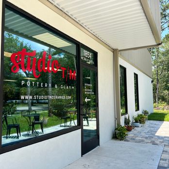 Studio TM Pottery and Clay - outside of our new building - in our patio seating area - Art Classes Near Me - Gainesville, Florida Studio TM Pottery and Clay - outside of our new building - in our patio seating area - Art Classes Near Me - Gainesville, Florida