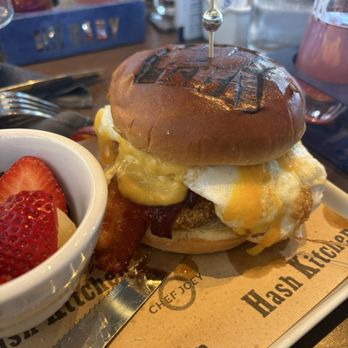 Hash Kitchen - Breakfast Brunch Sandwich - Breakfast & Brunch Near Me - Draper, Utah