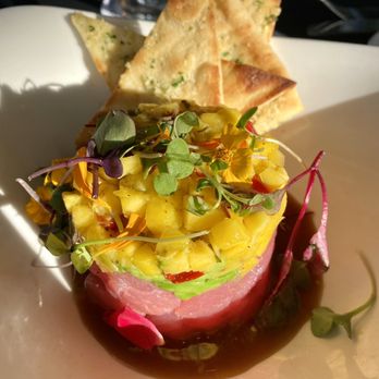 Divieto Ristorante - Estero - Tuna tartare - Italian Near Me - Estero, Florida Divieto Ristorante - Estero - Tuna tartare - Italian Near Me - Estero, Florida