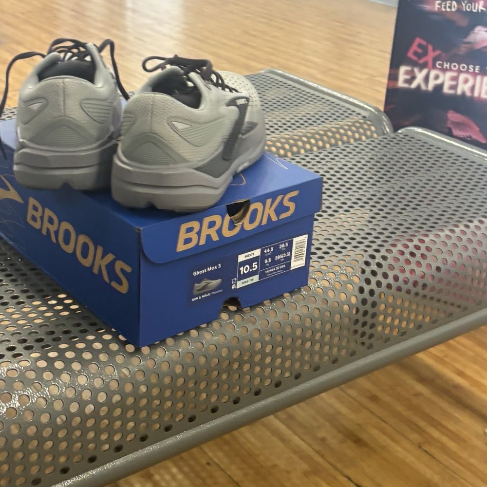 Road Runner Sports - Great selection for all types of feet! - Sports Wear Near Me - Phoenix, Arizona Road Runner Sports - Great selection for all types of feet! - Sports Wear Near Me - Phoenix, Arizona