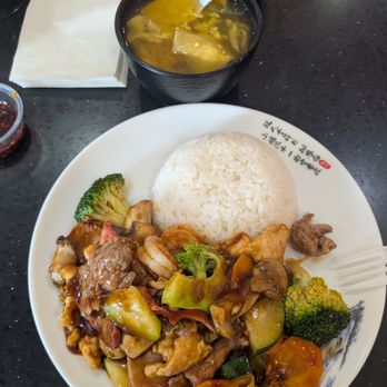 Red House - Happy family lunch with soup.$8 - Chinese Near Me - Scottsdale, Arizona