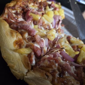 Beer Garden Pizzeria - Hawaiian Pizza - Pizza Near Me - Antioch, California
