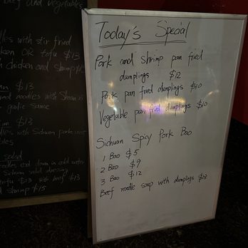 Stretch The Noodle Tx - Specials for Friday 1/5 - Chinese Near Me - Georgetown, Texas