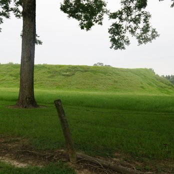 Emerald Mound - Emerald Mound; Mississippian culture; 1250-1600 - Landmarks & Historical Buildings Near Me - Natchez, Mississippi Emerald Mound - Emerald Mound; Mississippian culture; 1250-1600 - Landmarks & Historical Buildings Near Me - Natchez, Mississippi