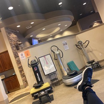 Envista Medical Center - Chiropractors Near Me - Bakersfield, California