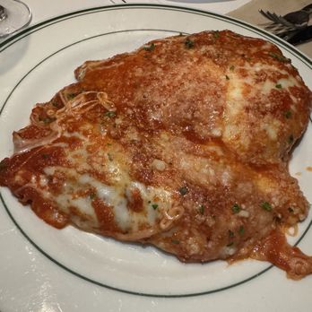 Jon & Vinny's Studio City - chicken parmesan - Italian Near Me - Los Angeles, California Jon & Vinny's Studio City - chicken parmesan - Italian Near Me - Los Angeles, California