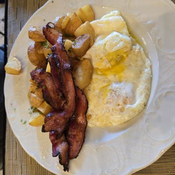 Butterface - 2 egg breakfest - Breakfast & Brunch Near Me - Las Vegas, Nevada Butterface - 2 egg breakfest - Breakfast & Brunch Near Me - Las Vegas, Nevada