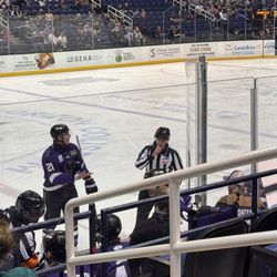 Ref checking for blood after a hit to his mouth