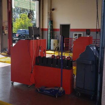 Temecula's Synfast Oil Change - Oil Change Stations Near Me - Temecula, California Temecula's Synfast Oil Change - Oil Change Stations Near Me - Temecula, California