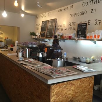 Giro Coffee Bar - Coffee & Tea Near Me - Berlin, BE