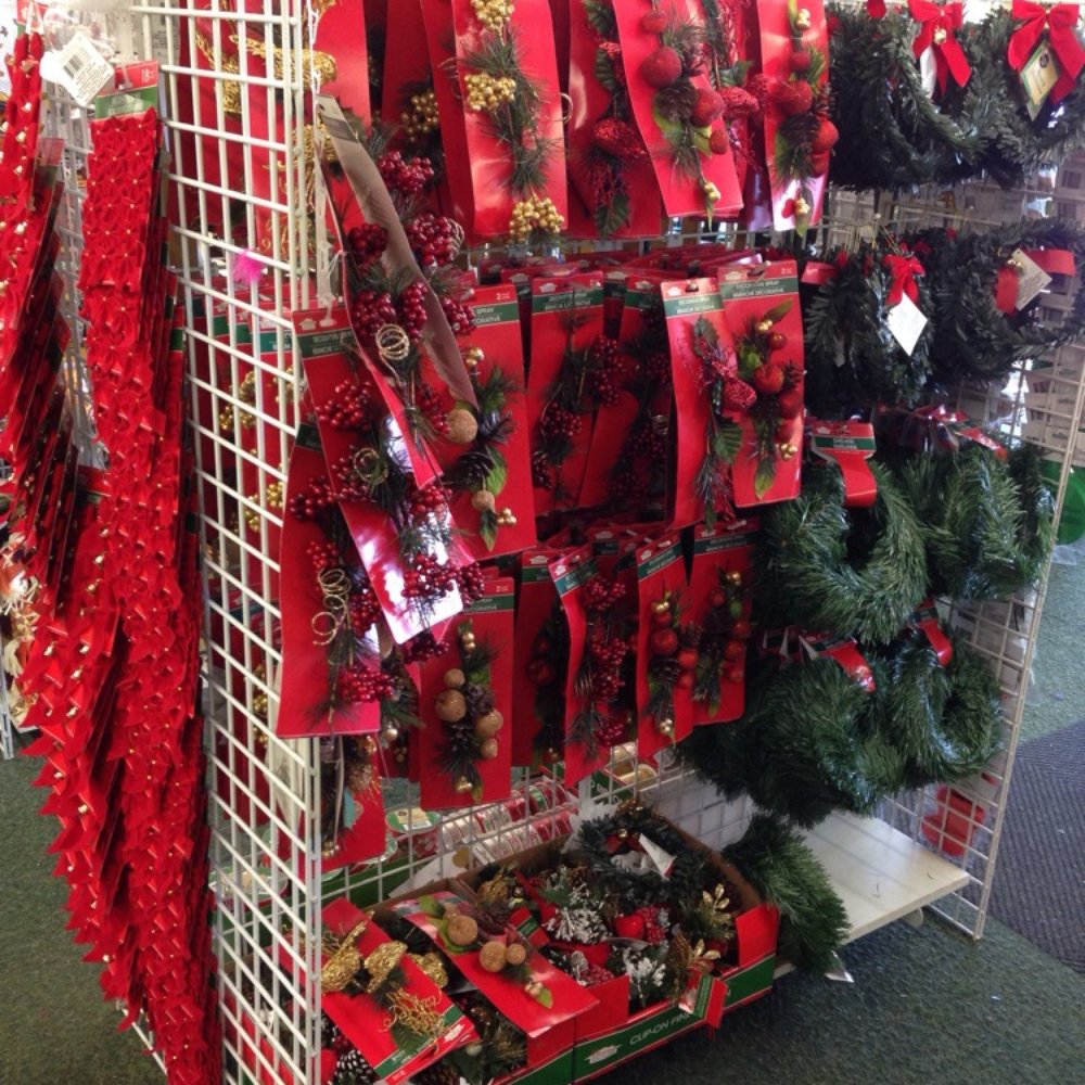 99 Cents Stuff-Kendall - Christmas - Discount Store Near Me - Miami, Florida
