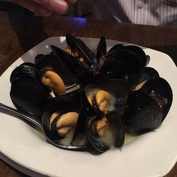 Taylor Shellfish Oyster Bar - Steamed Mussels - Seafood Near Me - Seattle, Washington