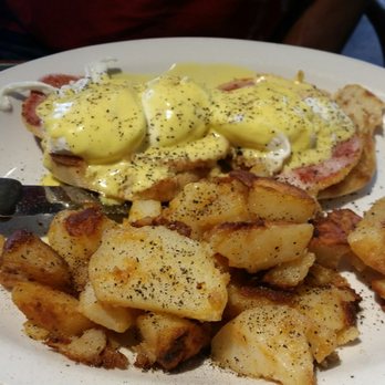 Valley Fields Restaurant - Breakfast & Brunch Near Me - North York, Ontario Valley Fields Restaurant - Breakfast & Brunch Near Me - North York, Ontario