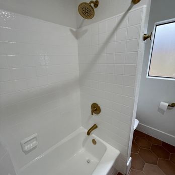 White Tub Refinishing - Refinishing Services Near Me White Tub Refinishing - Refinishing Services Near Me