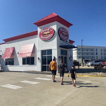 David’s Burgers - Outside - Burgers Near Me - Bryant, Arkansas
