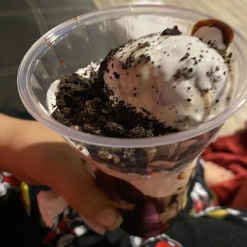 Baskin-Robbins - a person holding a cup of ice cream - Ice Cream & Frozen Yogurt Near Me - Bellaire, Texas Baskin-Robbins - a person holding a cup of ice cream - Ice Cream & Frozen Yogurt Near Me - Bellaire, Texas
