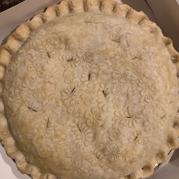 Can you spot the hummingbird? This is the salted caramel apple pie Can you spot the hummingbird? This is the salted caramel apple pie