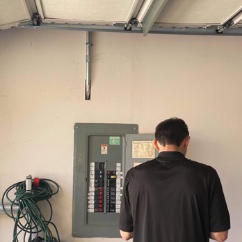 Skyline Electrical Services - Fuse box re-shuffling - Electricians Near Me - Arlington, Washington