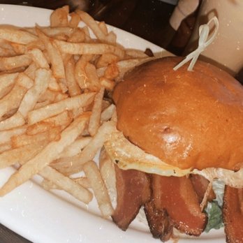 The Smith - BLT sandwich - New American Near Me - New York, New York The Smith - BLT sandwich - New American Near Me - New York, New York