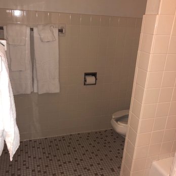 Milwaukee Athletic Club - Gyms Near Me - Milwaukee, Wisconsin