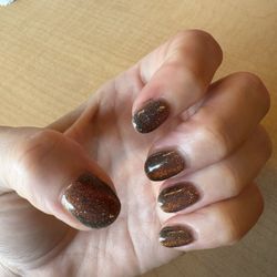 Avalon Hair and Nail Salon - Magnetic cat eye