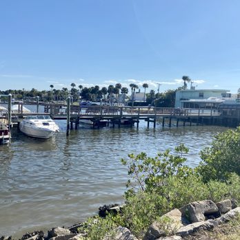 Aunt Catfish's - Southern Near Me - Port Orange, Florida