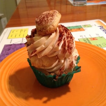 Fluffy Thoughts Cakes - Tiramisu Cupcake - Bakeries Near Me - McLean, Virginia