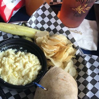 Big Oak Cafe - Cafes Near Me - Chambersburg, Pennsylvania