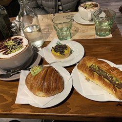 Ala Grande Caffè - Pistachio croissant, lemon tart, nutella/pistachio croissant