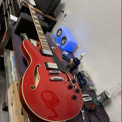 Auburn Strings - Guitar I worked on