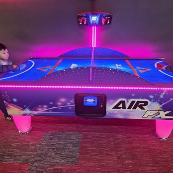 Need 2 Speed - Air table hockey - Go Karts Near Me - Reno, Nevada
