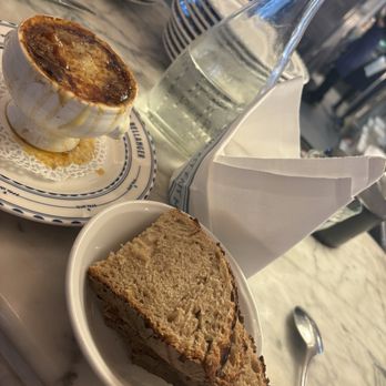 Brasserie Bellanger - Perfect French Onion Soup - French Near Me - Paris, 01