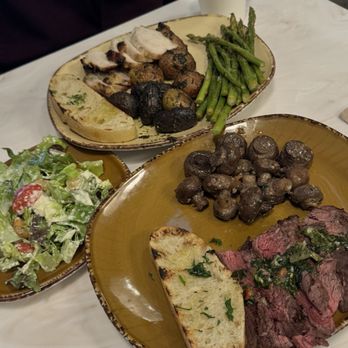Urban Plates - Chimichurri Grass Fed Steak chicken Grilled Cage Free Chicken - New American Near Me - Davis, California