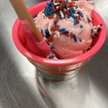 Susie Scoops - Ice Cream & Frozen Yogurt Near Me - Incline Village, Nevada Susie Scoops - Ice Cream & Frozen Yogurt Near Me - Incline Village, Nevada