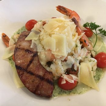 The Cafe At Brookwood - Shrimp and grits - American Near Me - Brookshire, Texas The Cafe At Brookwood - Shrimp and grits - American Near Me - Brookshire, Texas