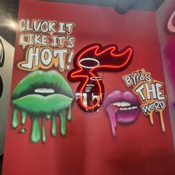 Byrd's Hot Chicken - Cool mural