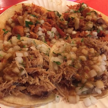 Taqueria De Anda - Two carnita tacos & two chicken tacos - Mexican Near Me - Fullerton, California Taqueria De Anda - Two carnita tacos & two chicken tacos - Mexican Near Me - Fullerton, California