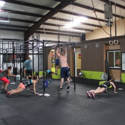 Anderson River CrossFit - working out