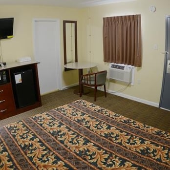 Red Carpet inn & Suites - Hotels Near Me - Wrightstown, New Jersey