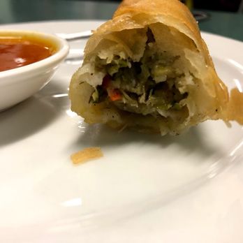Yang Sheng Restaurant - Vegetable spring roll (inside) - Chinese Near Me - Ottawa, Ontario Yang Sheng Restaurant - Vegetable spring roll (inside) - Chinese Near Me - Ottawa, Ontario