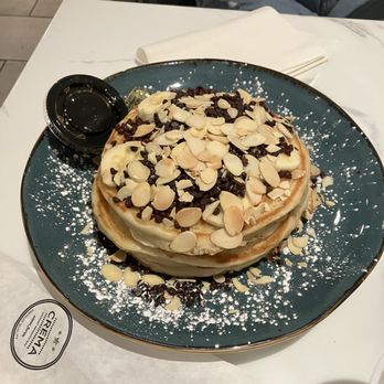 Crema Gourmet - Chocolate Chip Pancakes - Breakfast & Brunch Near Me - New York, New York
