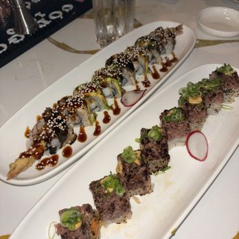 Yuji - Top: shrimp and eel roll 10/10 Bottom: surf and turf roll 6/10 - Japanese Near Me - Atlanta, Georgia