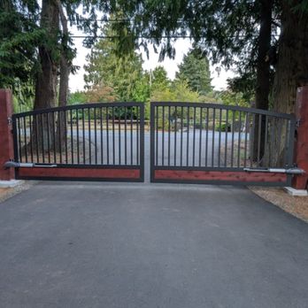 Upside Contracting - Fences & Gates Near Me Upside Contracting - Fences & Gates Near Me