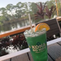 Dolphins Waterfront Bar & Grill at Cape Crossing