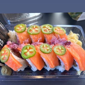 Erewhon - 7.5/10 firecracker sushi - Grocery Near Me - Pasadena, California Erewhon - 7.5/10 firecracker sushi - Grocery Near Me - Pasadena, California